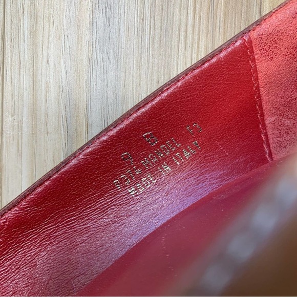 COACH “Mandel” Tan Leather Heels Pumps Silver Buckle Closed Toe Women’s Size 9 - Picture 9 of 10